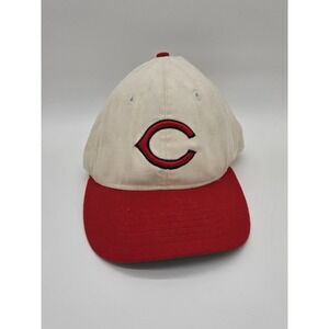 Cincinnati Reds Vintage Roman USA Fitted Cap 7 1/8 Cooperstown Collection